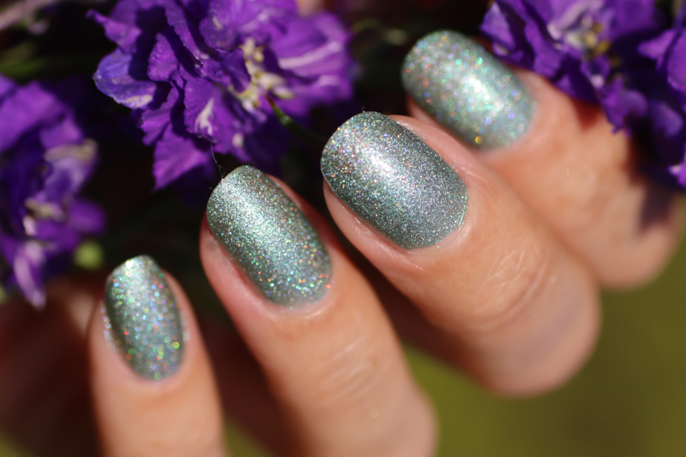 Sally Hansen All that shimmers