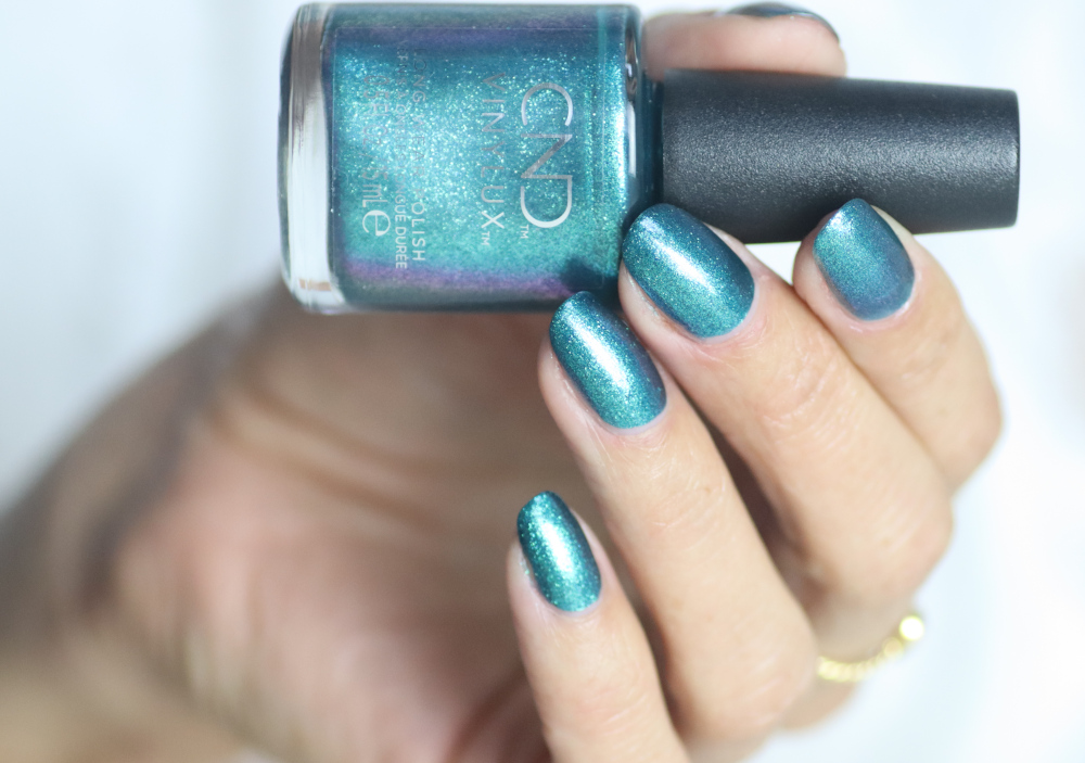 CND Vinylux Teal-Tricity